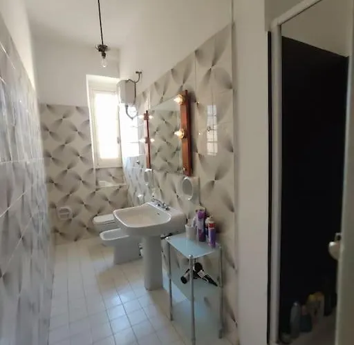 Apartamento Large And Cosy In The Centre Of Cagliari