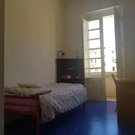 Large And Cosy In The Centre Of Apartment *
