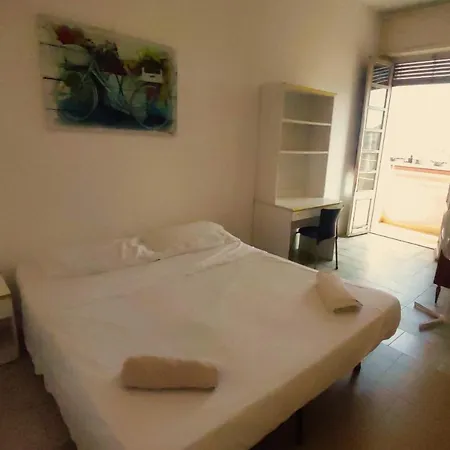 Large And Cosy In The Centre Of Apartment